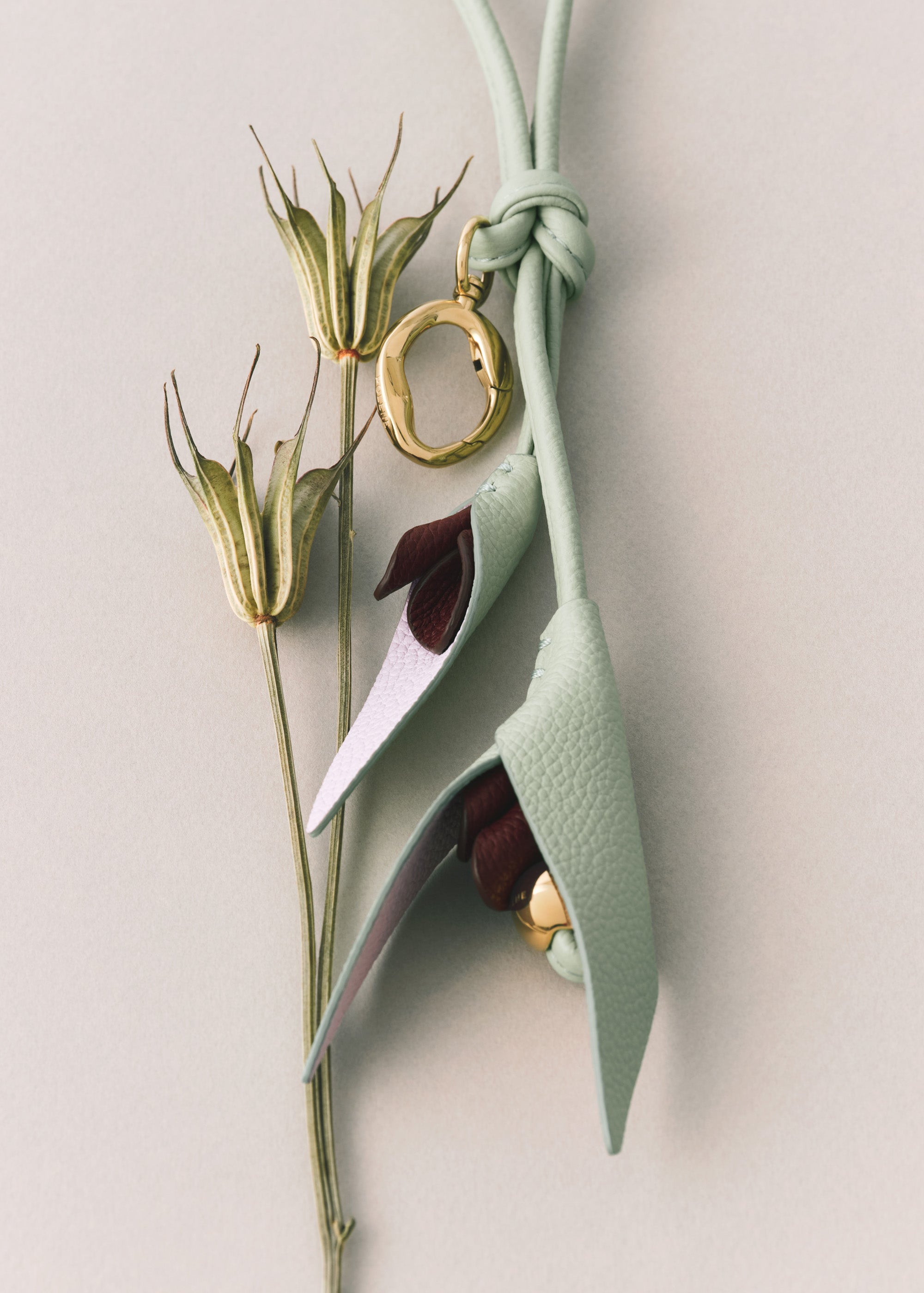 Charm Touka - Trio Black Cherry