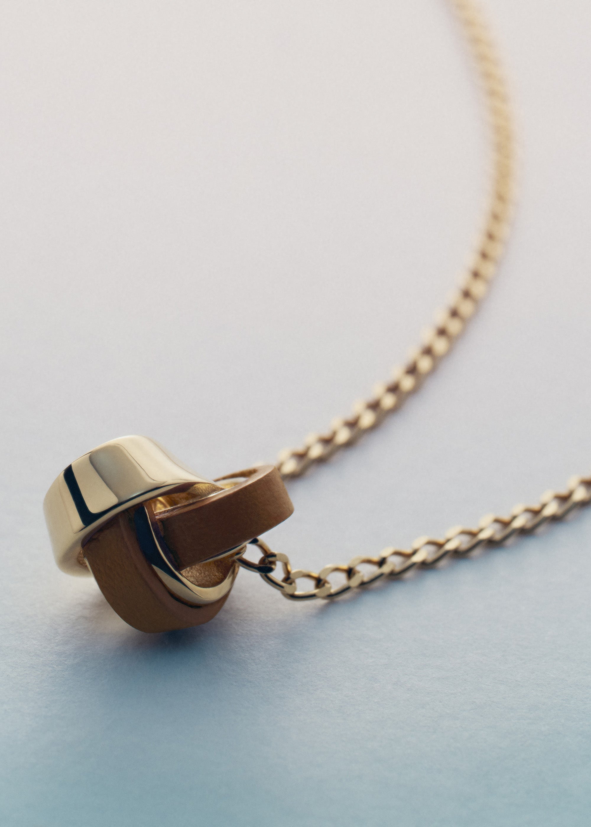 Ormé Necklace - Gold Gilded with Camel Leather